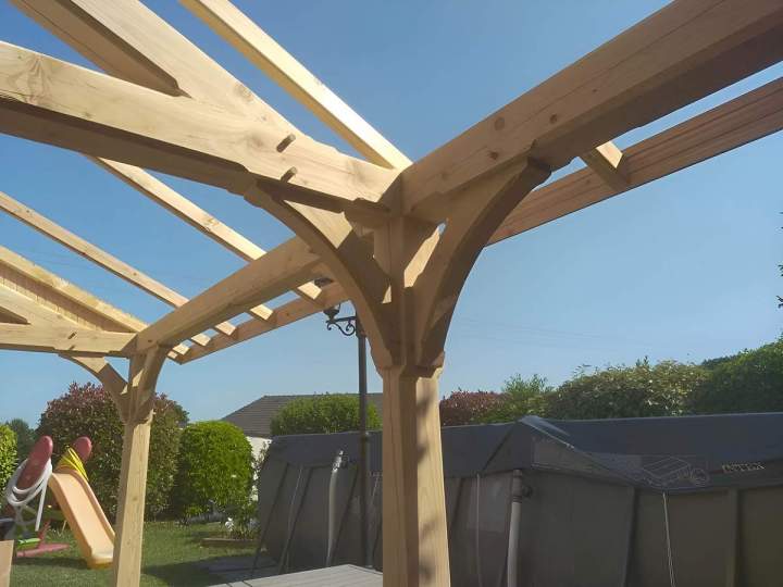 Charpente traditionnelle en bois