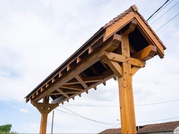 Charpente traditionnelle en bois