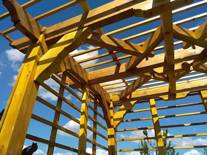 Charpente bois sur mesure Reims