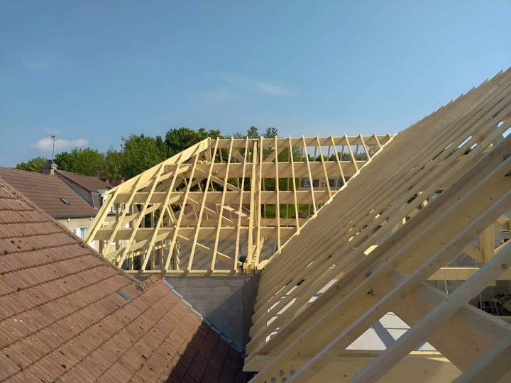 Tous travaux de couverture, étanchéité et isolation de toiture